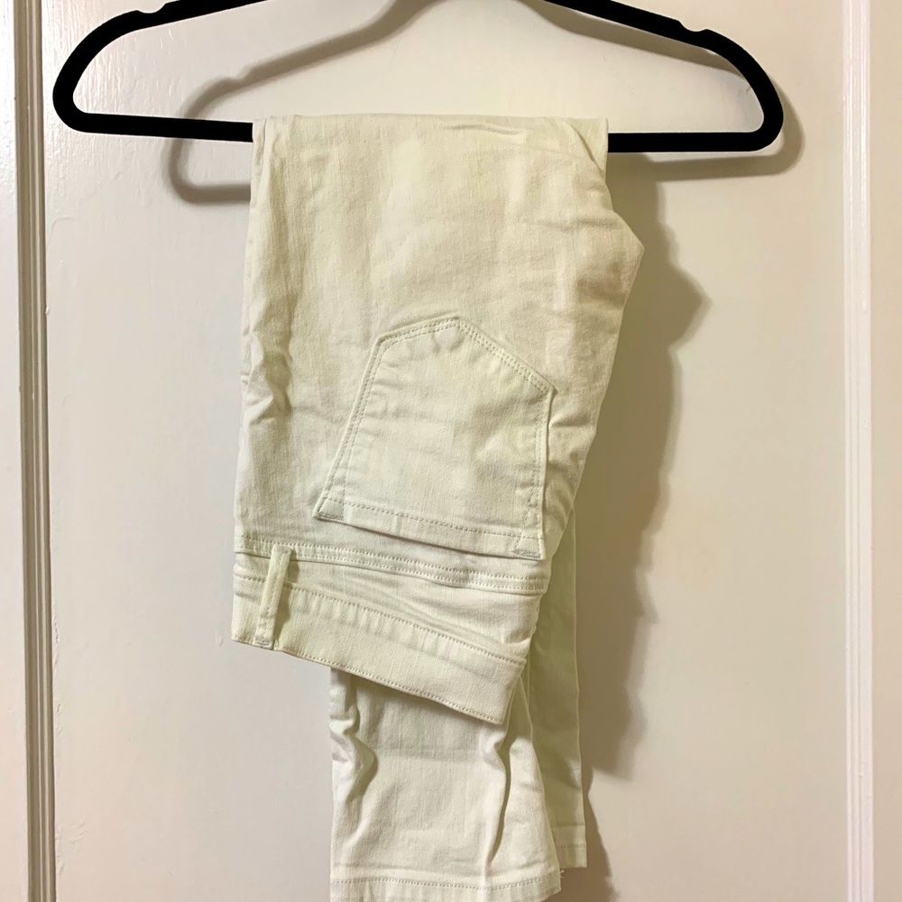 White/Mint Capri Pants